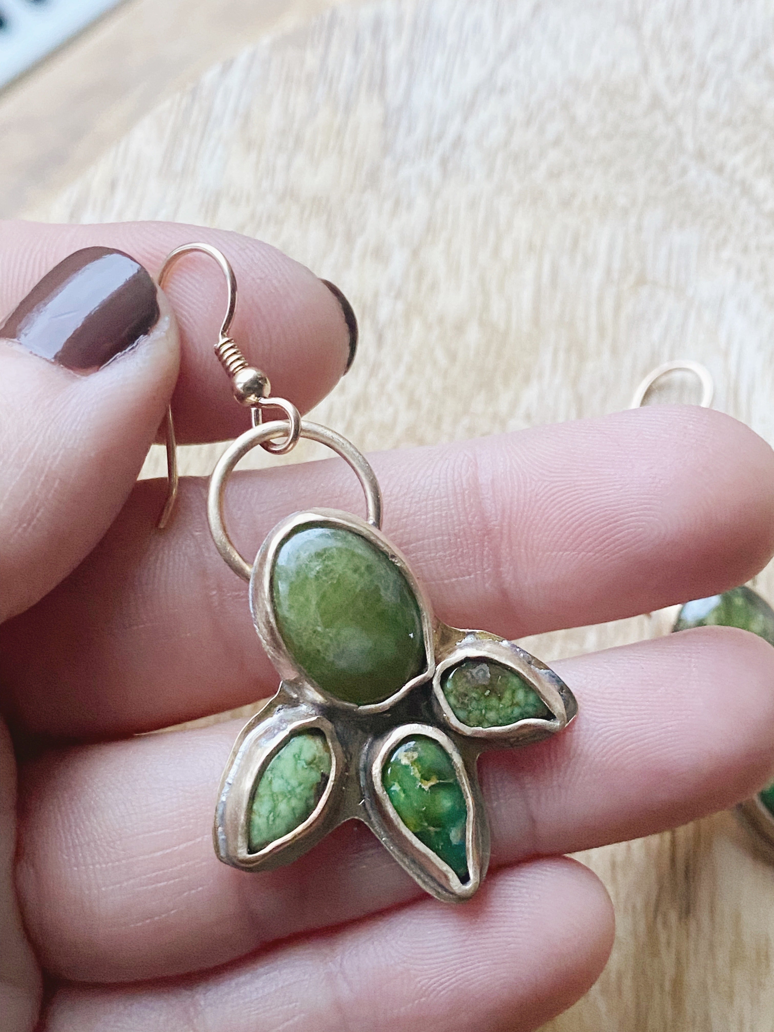 Grünes Selbstvertrauen Ohrringe