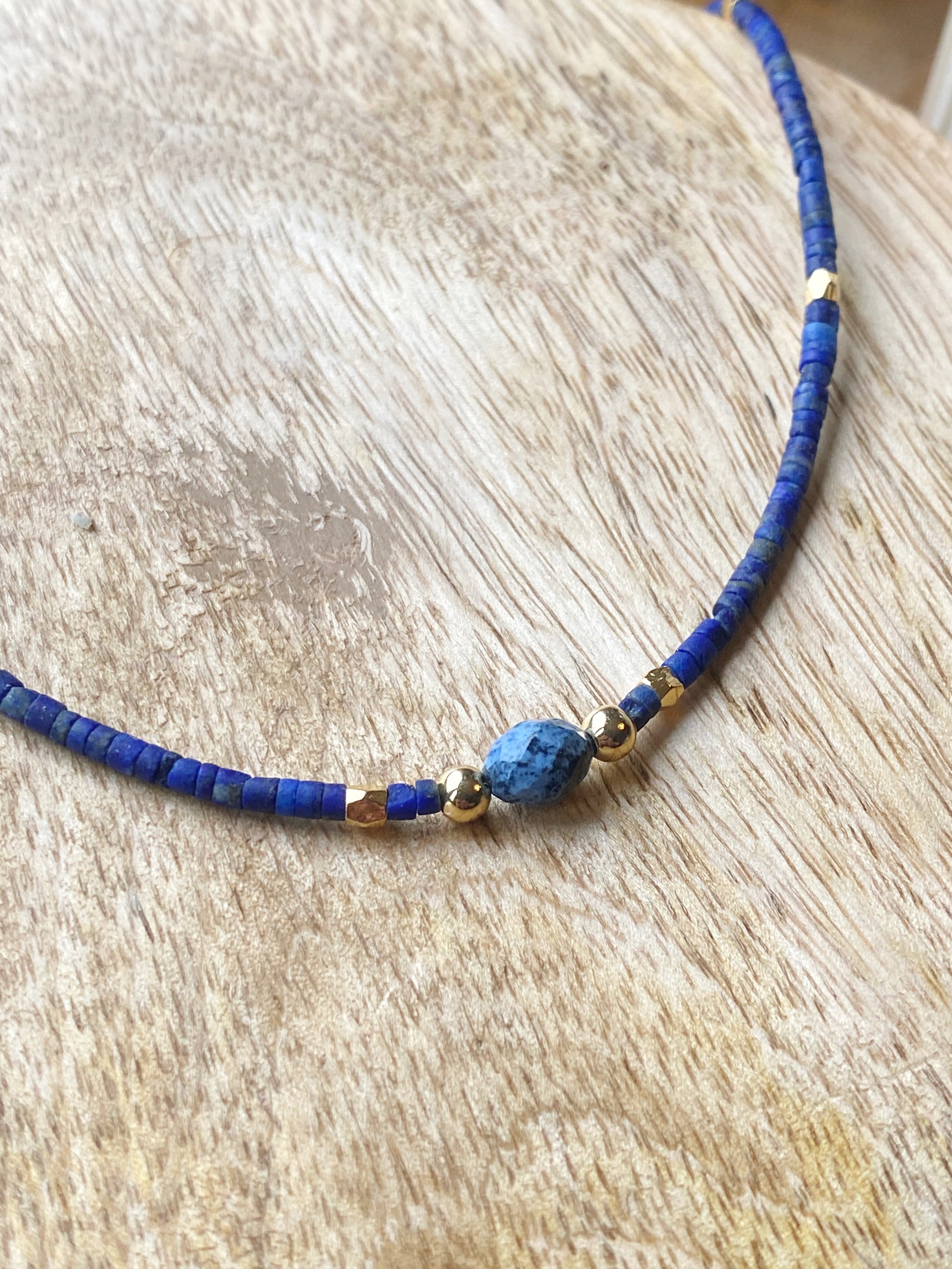 Blaues Gleichgewicht Choker