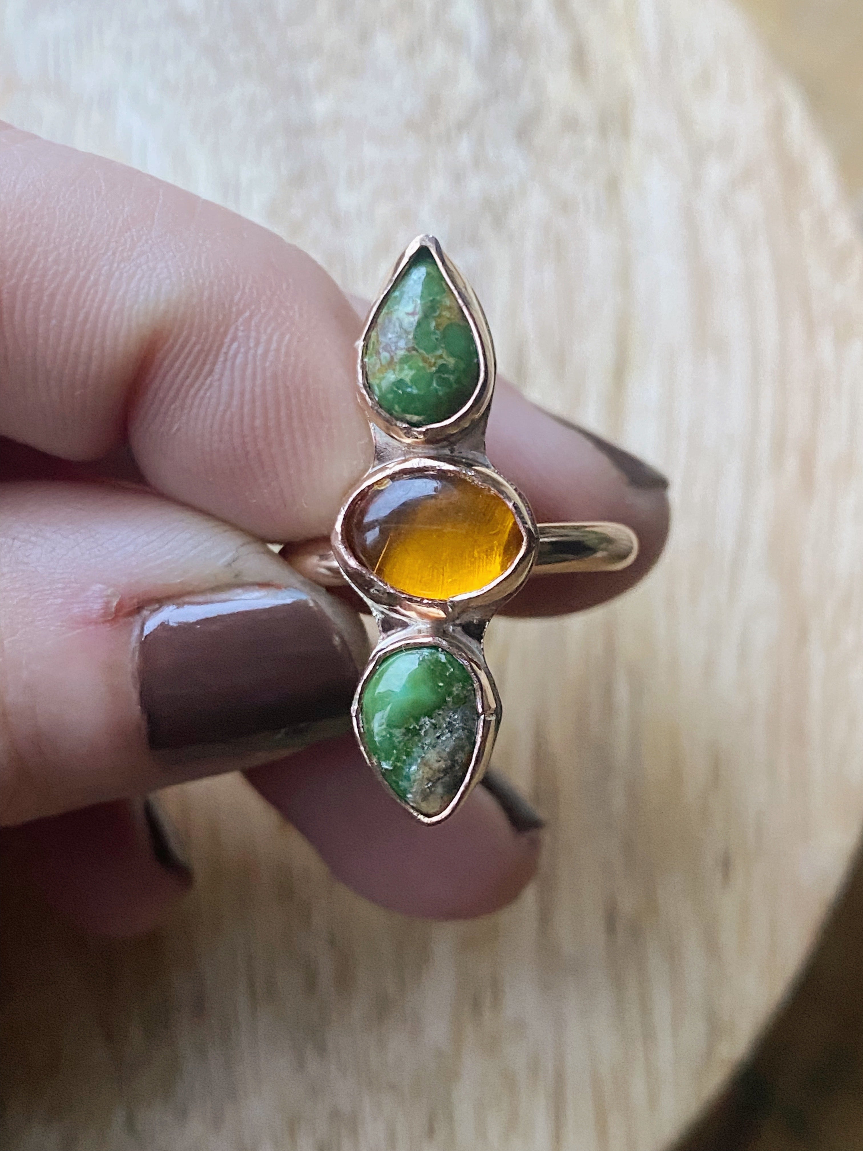 Bernsteinfarbene Wärme Ring